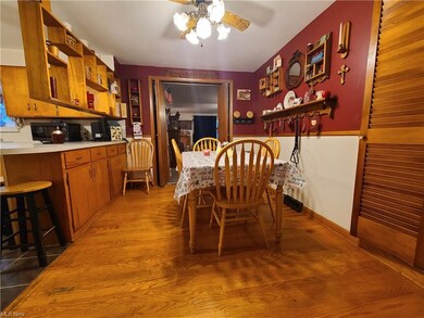 1461 Sleepy Hollow Dr, Coshocton, OH 43812 - photo 5