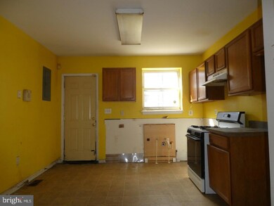 1815 Presstman St, Baltimore, MD 21217 - photo 5