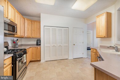 5493 Glenthorne Ct, Rosedale, MD 21237 - photo 6