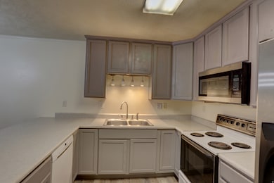 271 E 760 N, Orem, UT 84057 - photo 7