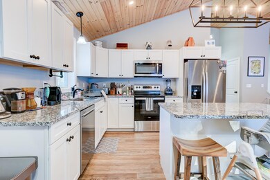 30 D St, Conway, NH 03818 - photo 6