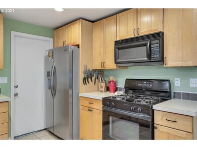 3259 West Place, Hubbard, OR 97032 - photo 6