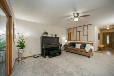 2105 Davis Hills Dr, Verona, WI 53593 - photo 6