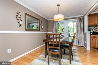 222 Compass Rd, Essex, MD 21221 - photo 6