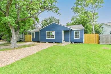 4609 Kingsbury St, Houston, TX 77021 - photo 2