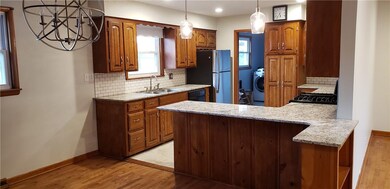 316 Crestview Dr, Bentonville, AR 72712 - photo 6