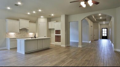 21438 Rose Loch Ln, Tomball, TX 77377 - photo 2