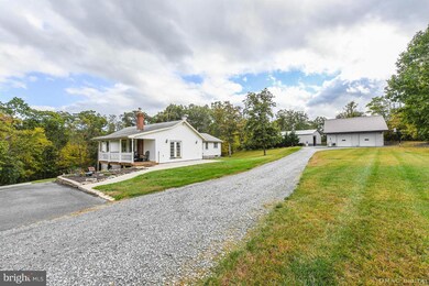 409 Potomacview Ln, Berkeley Springs, WV 25411 - photo 7