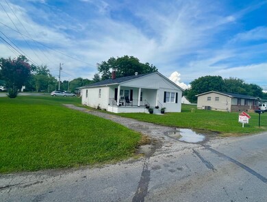 127 Fairfield Pike, Shelbyville, TN 37160 - photo 2