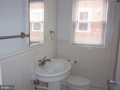 132 Cricket Ave unit 1-A, Ardmore, PA 19003 - photo 4