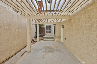 845 Daffodil Dr, Riverside, CA 92507 - photo 5