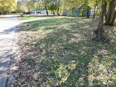 723 B St NE, Ardmore, OK 73401 - photo 5
