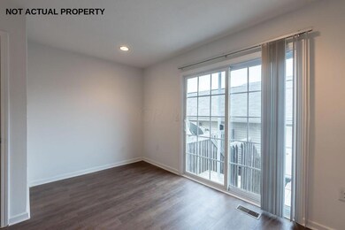 6558 Nottinghill Trail Dr unit 21-655, Canal Winchester, OH 43110 - photo 5