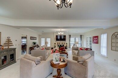 3108 Camelot Dr, Bartlesville, OK 74006 - photo 6