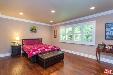 MASTER EN-SUITE