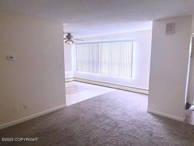 6413 E 14th Ct unit B, Anchorage, AK 99504 - photo 2