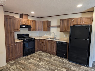 220 Maple Ln unit 124, Green Springs, OH 44836 - photo 4