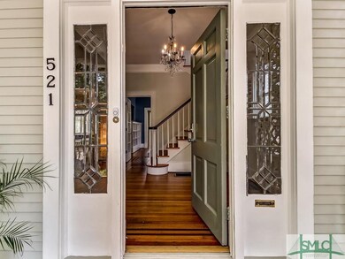 Main entrance into foyer