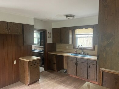 23 Central St, West Brookfield, MA 01585 - photo 6