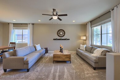 248 E Powell Way, Chandler, AZ 85249 - photo 5