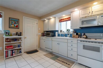 11 High St, Westerly, RI 02891 - photo 7