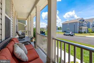 1008 Saxton Dr, Frederick, MD 21702 - photo 4