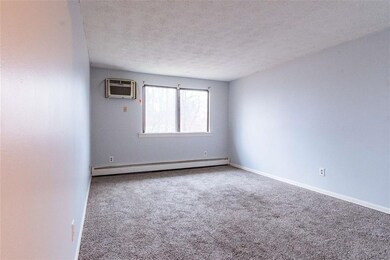 545 Calef Rd unit 24, Manchester, NH 03103 - photo 6