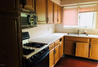 12 Mill St, Mountain Top, PA 18707 - photo 3