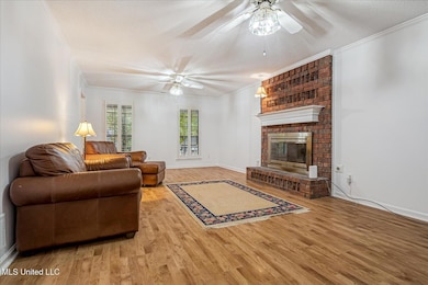 06-06-2627691mi-4040 Windermere Dr