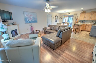 716 Hudson St, Hawley, PA 18428 - photo 7