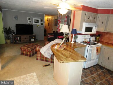 1503 Berkley Ct unit TRLR I, Harwood, MD 20776 - photo 6