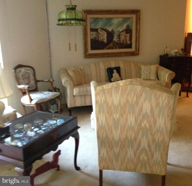 3011 Fallstaff Rd unit 107A, Baltimore, MD 21209 - photo 3