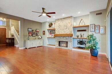 012_Family Room