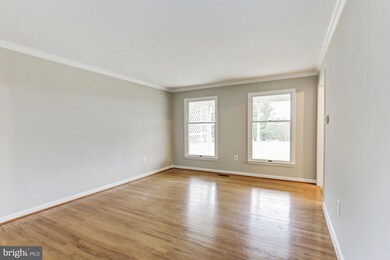 800 Breezy Lake Way, Sykesville, MD 21784 - photo 4