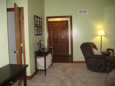 476 Terrace Dr, Marysville, OH 43040 - photo 2