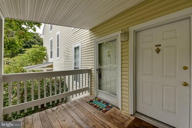 11962 Cardamom Dr unit 11962, Woodbridge, VA 22192 - photo 2