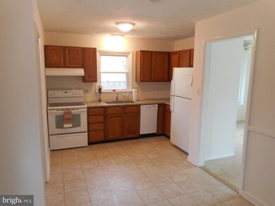 122 Foothill Ln, Harpers Ferry, WV 25425 - photo 6