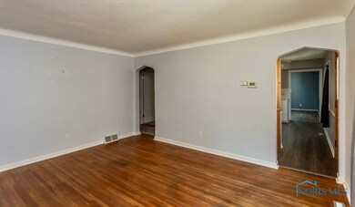 4033 Bowen Rd, Toledo, OH 43613 - photo 5