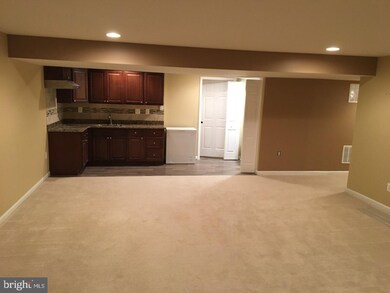 42234 Oasis Ct unit BASEMENT, Chantilly, VA 20152 - photo 6