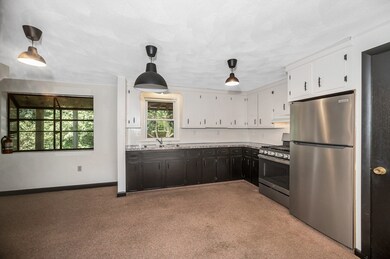 64 Russell St, Lowell, MA 01852 - photo 6