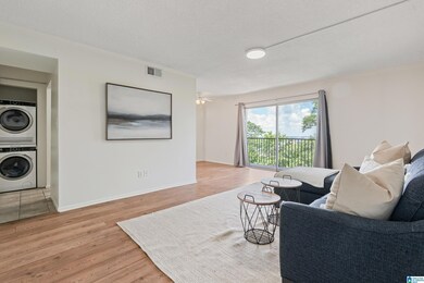 2407 Arlington Crescent unit C, Birmingham, AL 35205 - photo 3