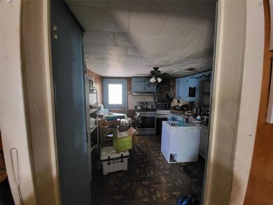 514 E 11th St, Bonham, TX 75418 - photo 4