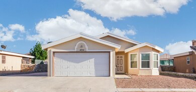 14354 Desert Sage Dr, Horizon City, TX 79928 - photo 2