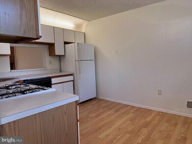 7 Oneill Ct, Lawrence Township, NJ 08648 - photo 5