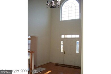 15520 Tuxedo Ln, Gainesville, VA 20155 - photo 2