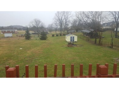 108 Kathy St, Johnson City, TN 37601 - photo 7