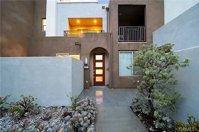 217 Magnet, Irvine, CA 92618 - photo 3