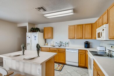 Bright and fresh kitchen