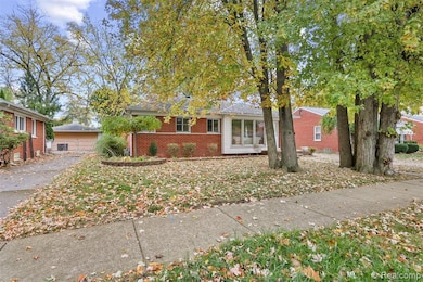 9352 Nathaline, Redford, MI 48239 - photo 2