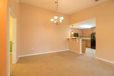 Dining & Kitchen